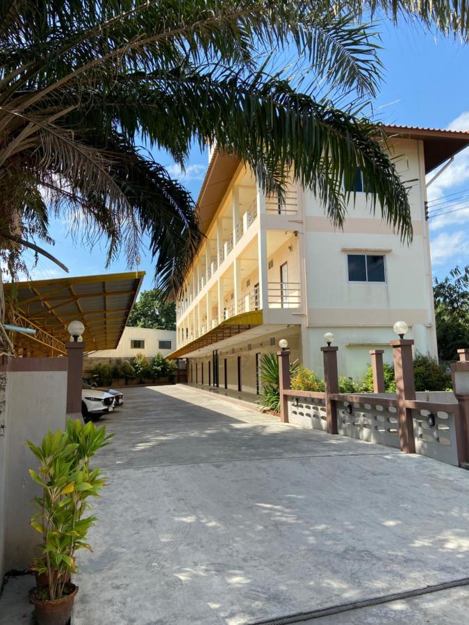 Jirasin Hotel & Apartment Ranong Exterior foto