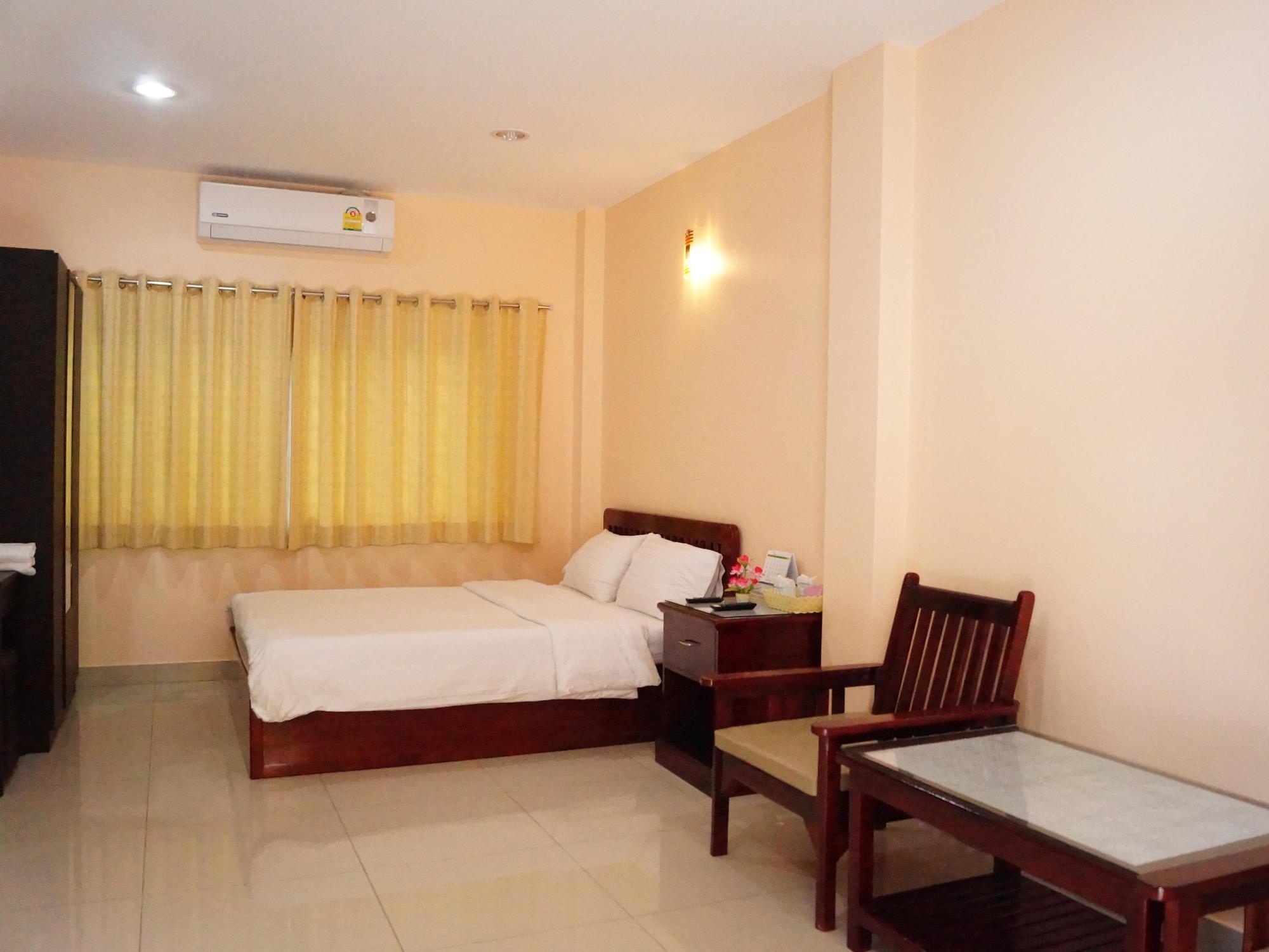 Jirasin Hotel & Apartment Ranong Exterior foto