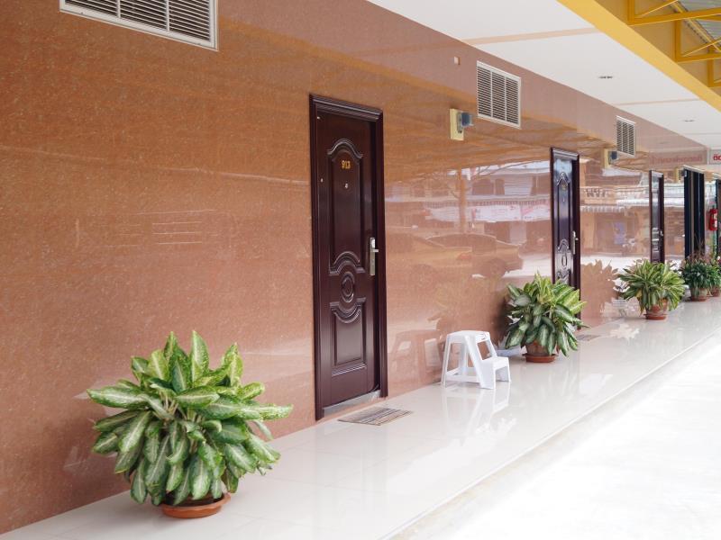 Jirasin Hotel & Apartment Ranong Exterior foto