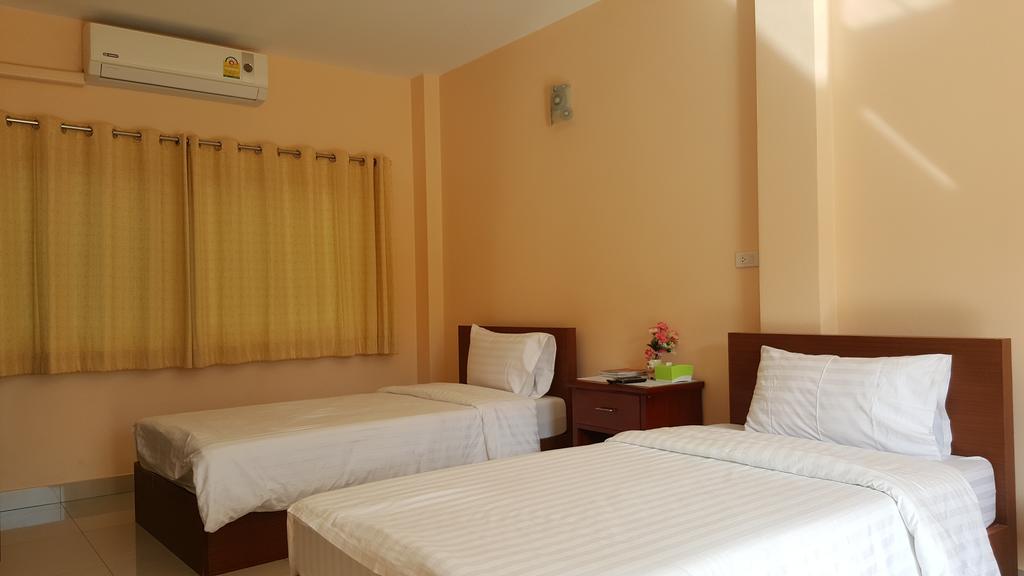 Jirasin Hotel & Apartment Ranong Exterior foto