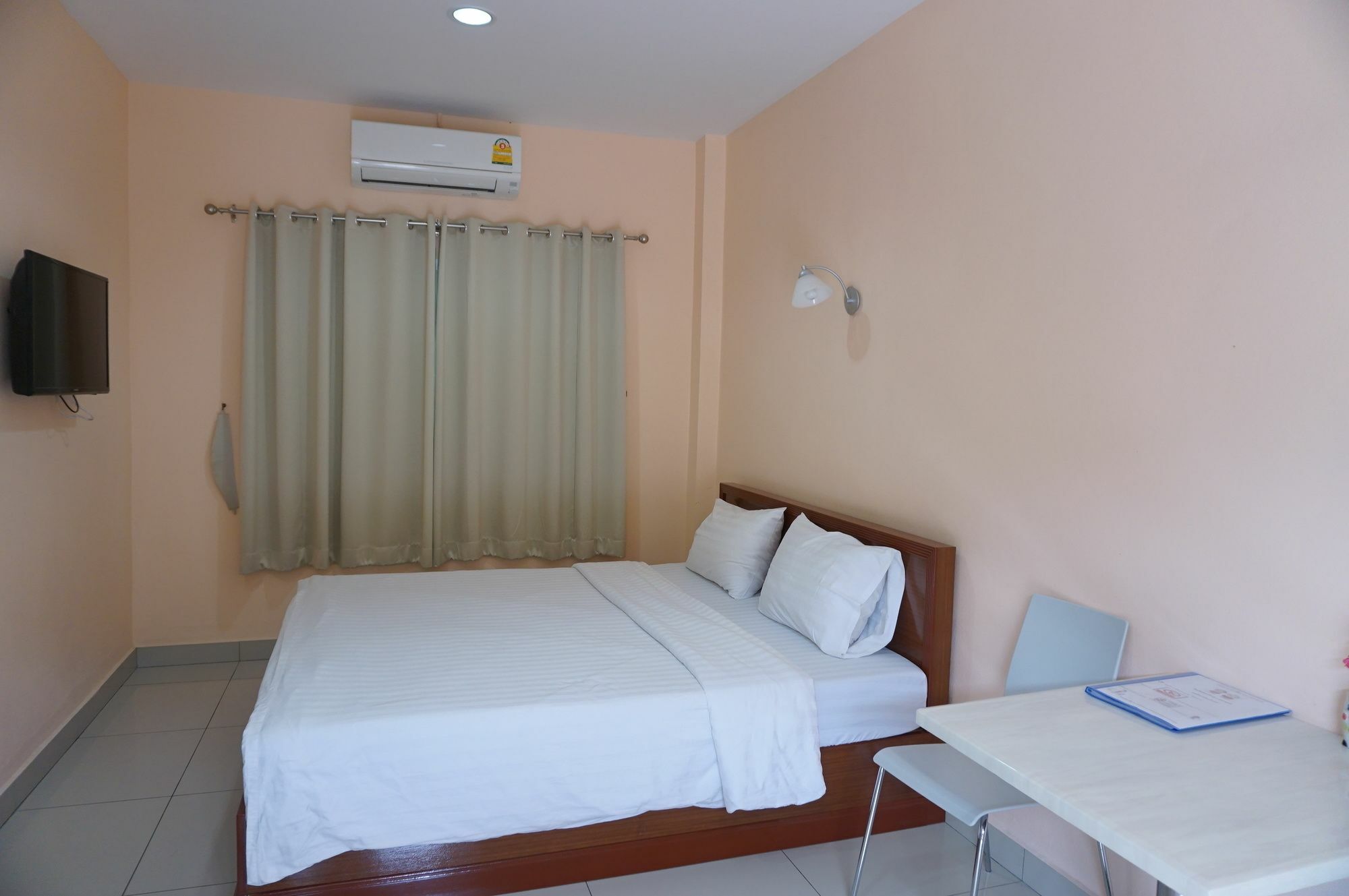 Jirasin Hotel & Apartment Ranong Exterior foto