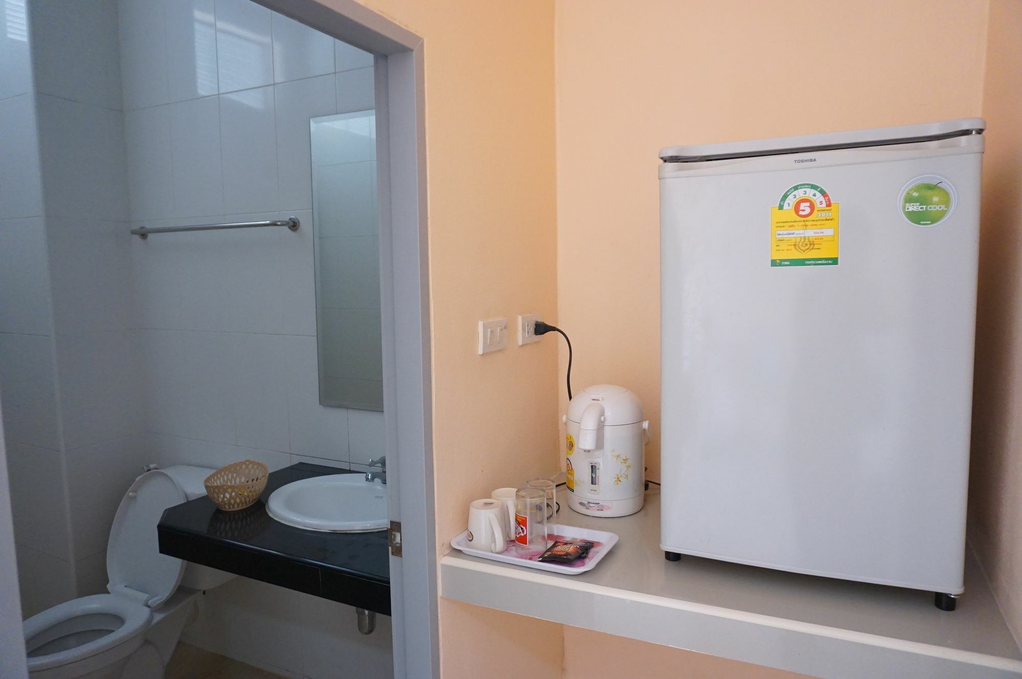 Jirasin Hotel & Apartment Ranong Exterior foto